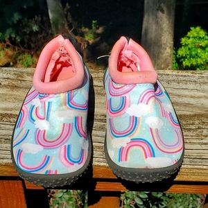 Tommy Bahamas water shoes